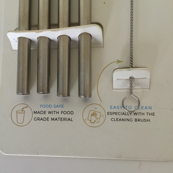 NWT STEEL REUSABLE STRAWS SET OF FOUR WITH BRUSH - Picture 7 of 9